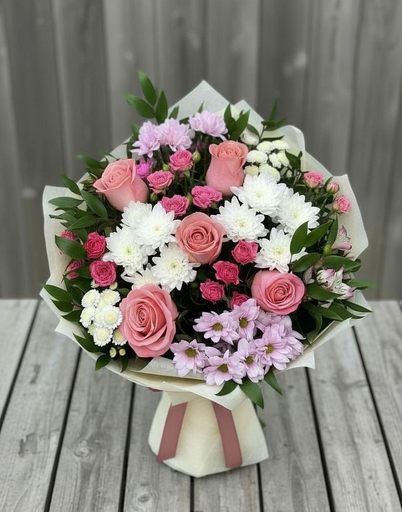 Букет цветов из: Альстромерии, Гвоздики, Розы и Хризантемы в Нижней Пойме