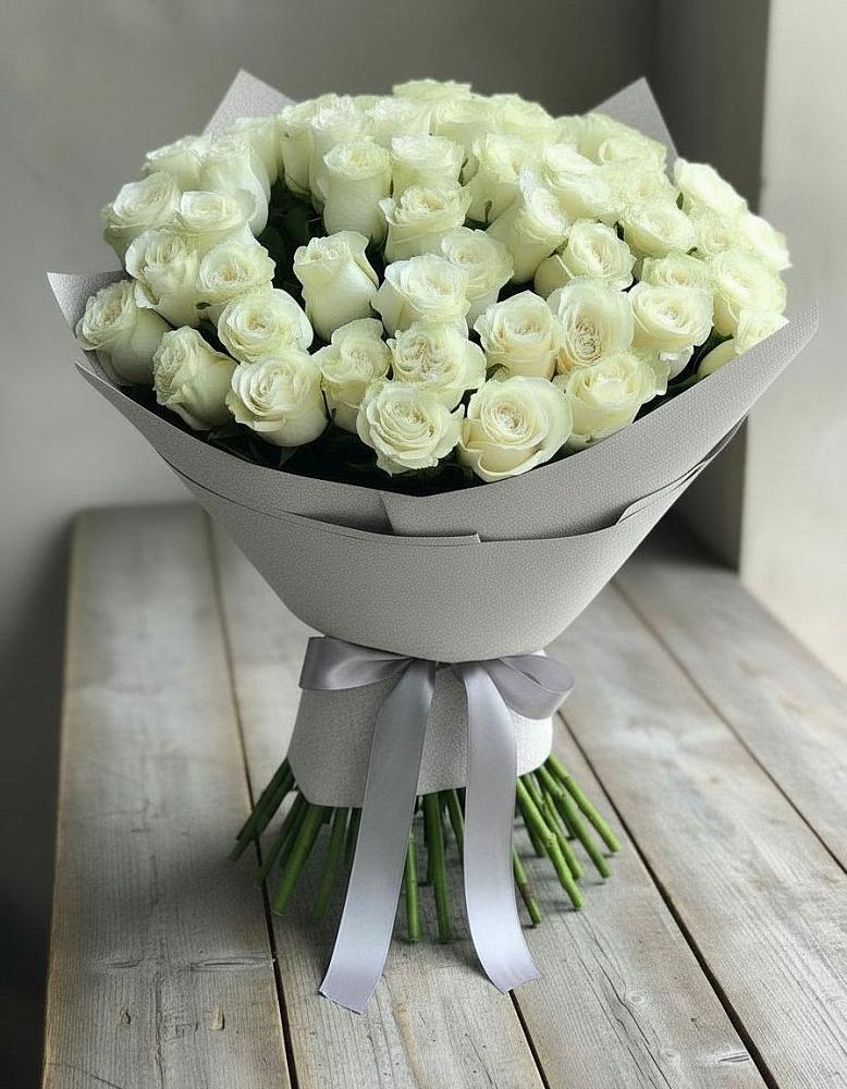 Букет 35 Белых роз в Нижней Пойме