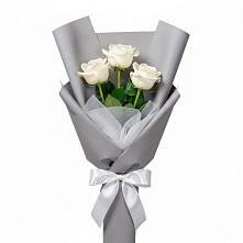 Букет 3 белые розы в Нижней Пойме
