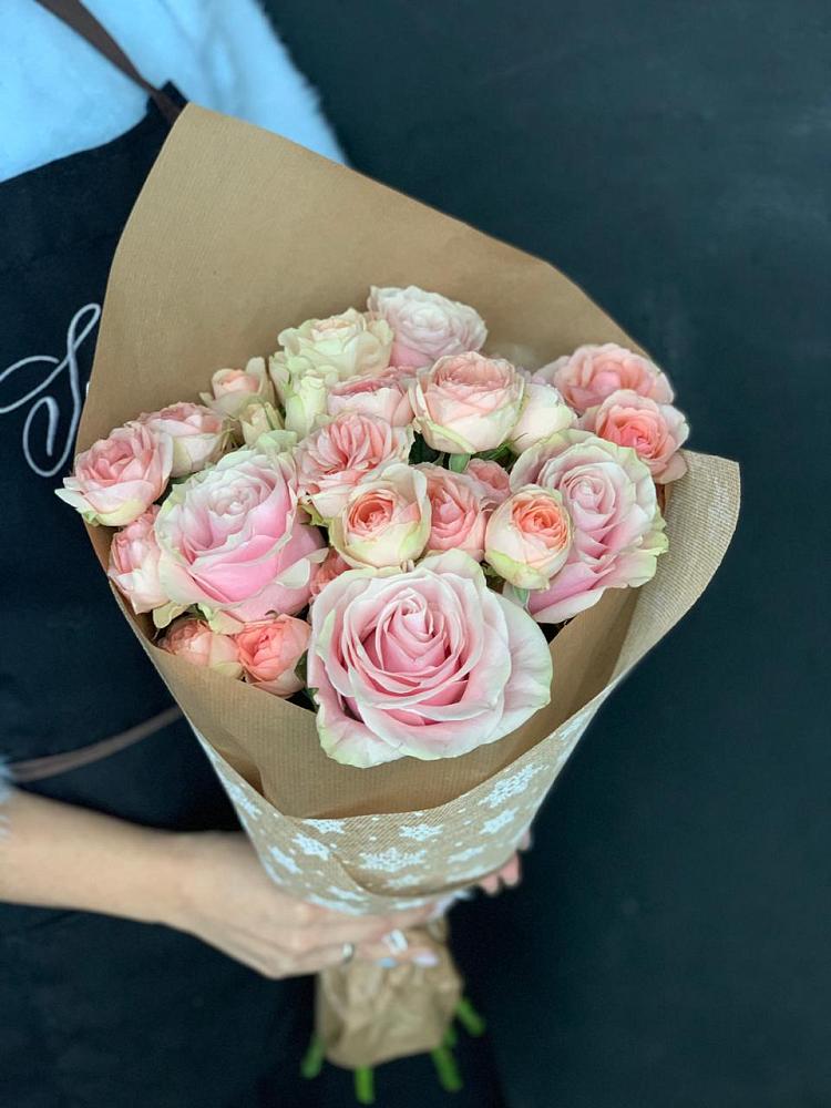 Букет цветов из: Хризантемы и Розы в Нижней Пойме