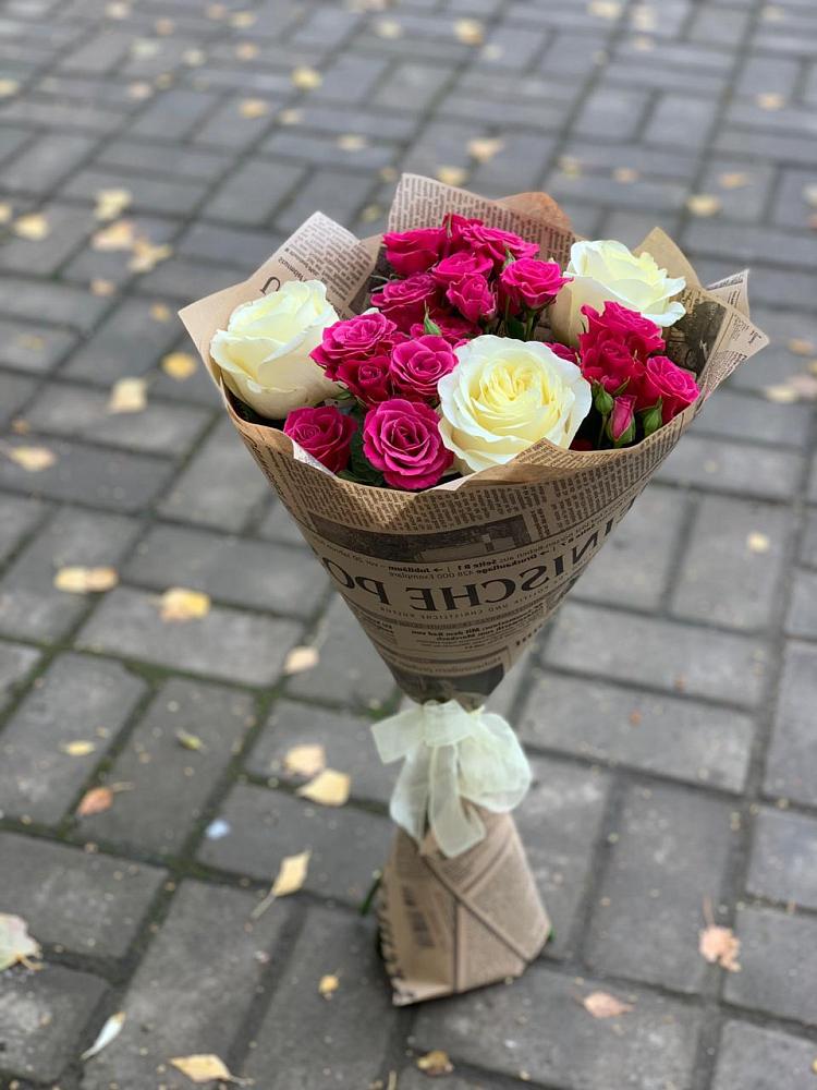 Букет цветов из: Розы в Нижней Пойме