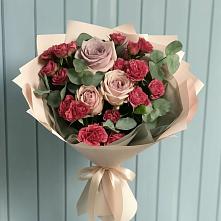 Букет цветов из:  Гвоздики и Розы в Нижней Пойме