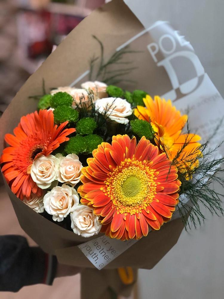 Букет цветов из: Герберы, Хризантемы и Розы в Нижней Пойме