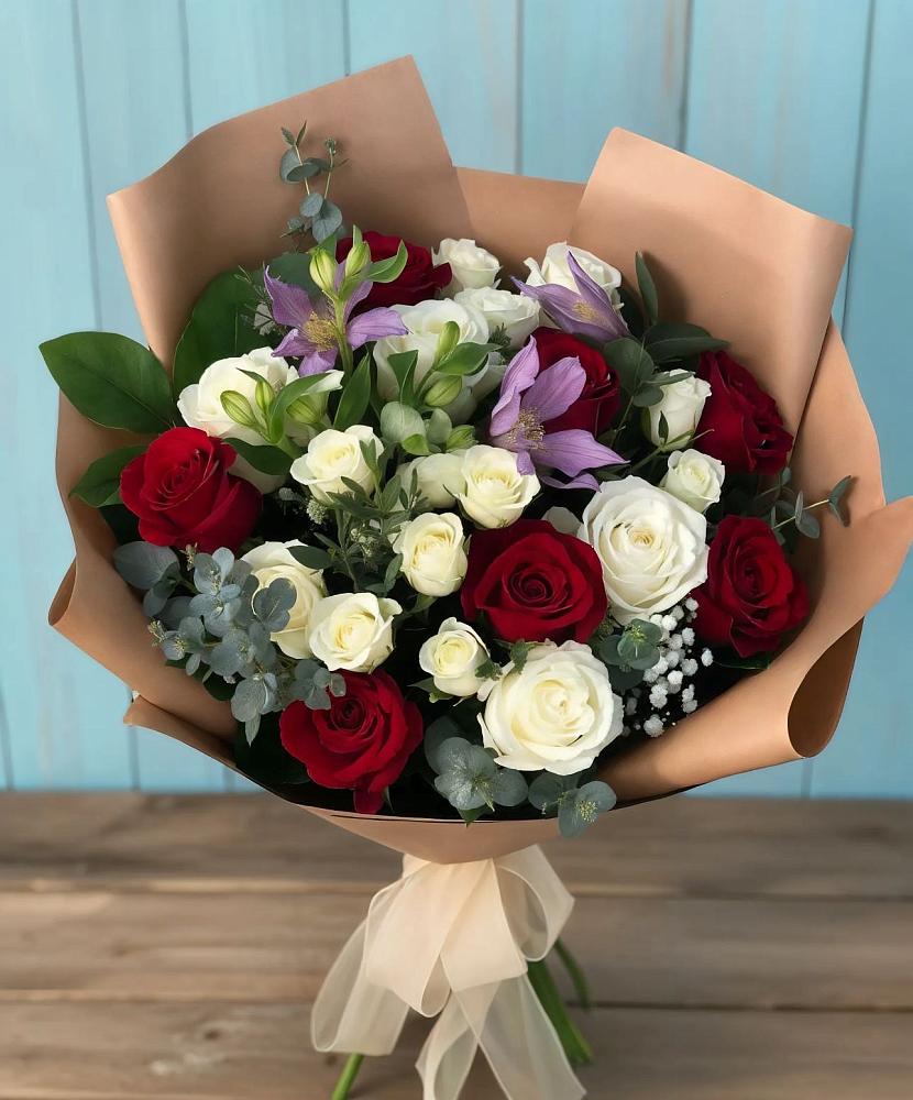 Букет цветов из: Розы и Альстромерии в Нижней Пойме